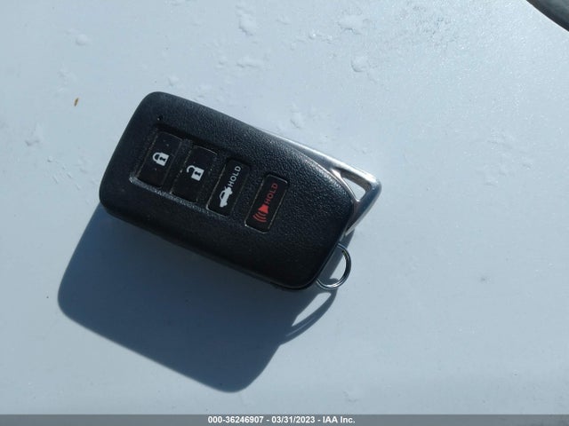 Lexus IS 250 2014 JTHBF1D29E5027215 Image 3