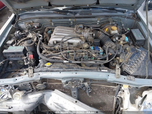 2001 NISSAN PATHFINDER SE VIN: JN8DR09X21W564310