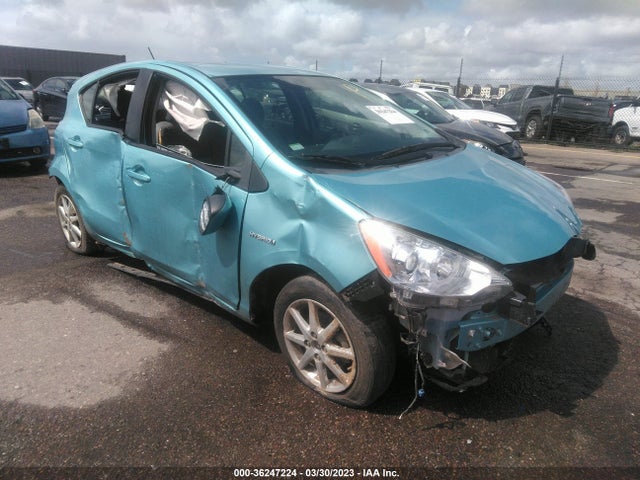 Toyota Prius C One/three/two/four 2014 JTDKDTB32E1066573 Image 1