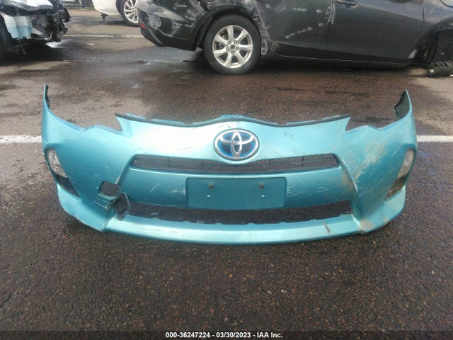 Toyota Prius C One/three/two/four 2014 JTDKDTB32E1066573 Image 3