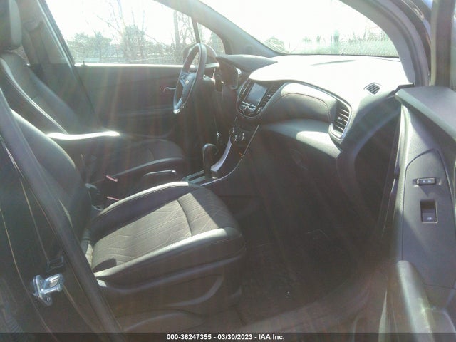 2021 Chevrolet Trax, VIN: KL7CJLSB4MB304286