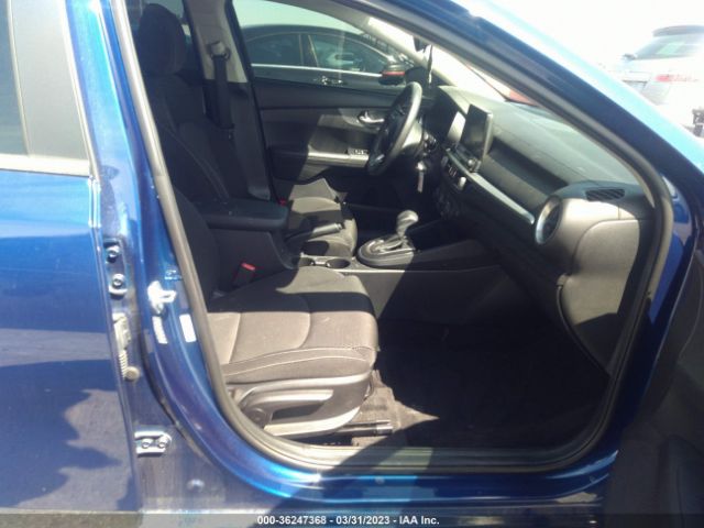 3KPF24AD9ME339057 KIA Forte Lxs