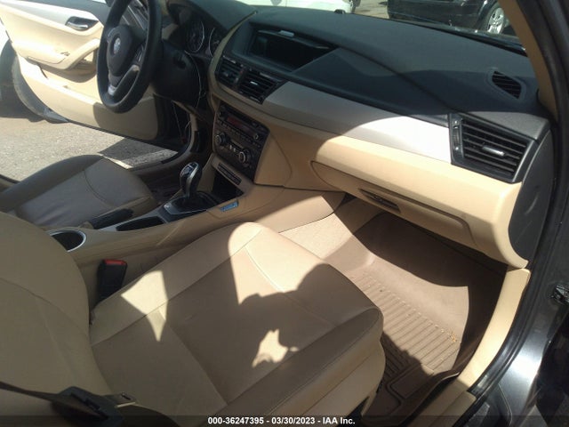 2014 BMW X1, VIN: WBAVM1C54EVW50920