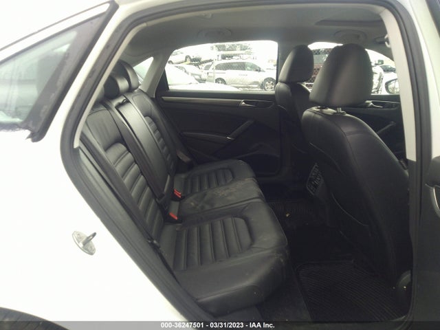 1VWCT7A33HC050923 Volkswagen Passat 1.8t Sel Premium