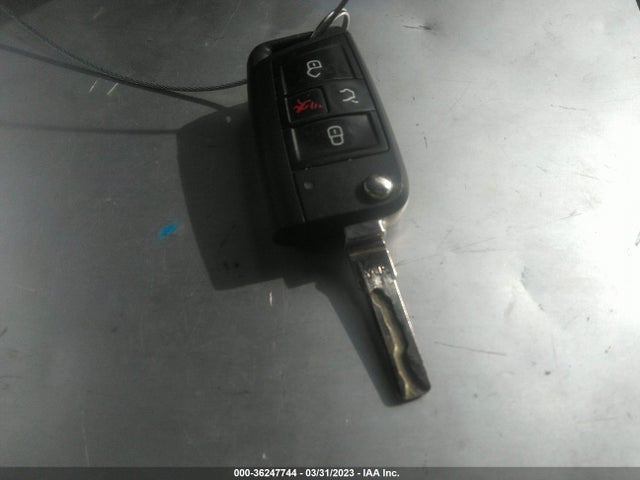 3VWC17AU2GM508057 Volkswagen Golf Sportwagen Tsi S