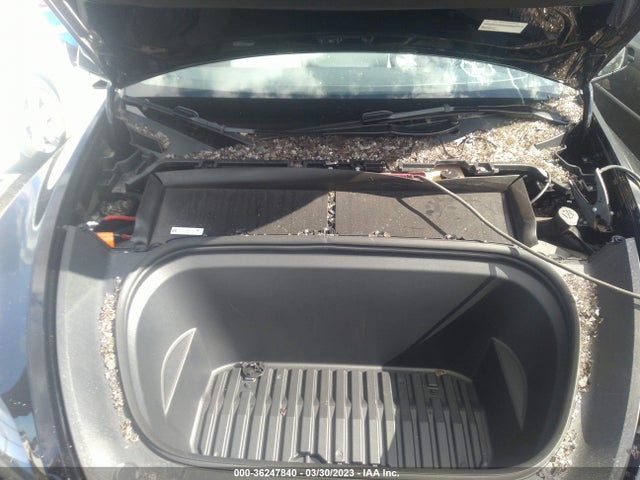 Tesla Model Y Long Range 2023 7SAYGDEE1PF633227 Image 10