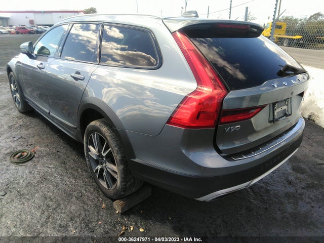 2017 Volvo V90, VIN: YV4A22NL4H1004438