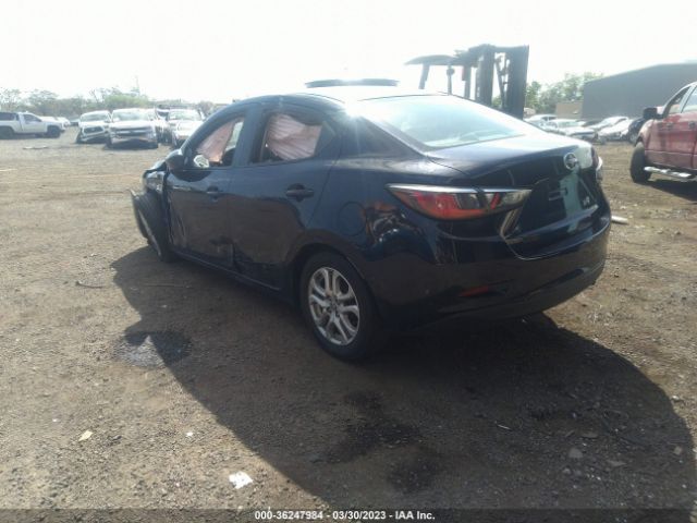 3MYDLBZV3GY132951 Scion IA