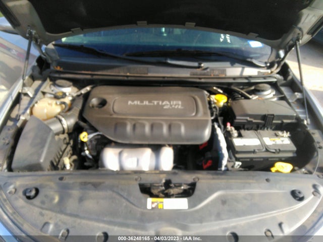 1C3CCCAB1FN725872 Chrysler 200 Limited