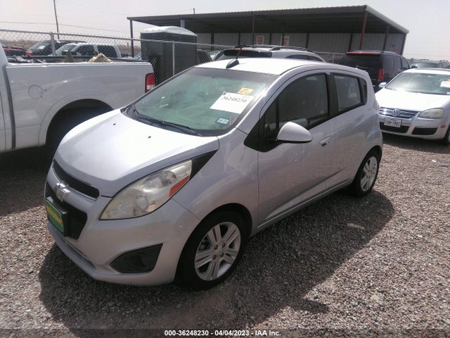 Chevrolet Spark Lt 2015 KL8CD6S90FC797561 Image 2
