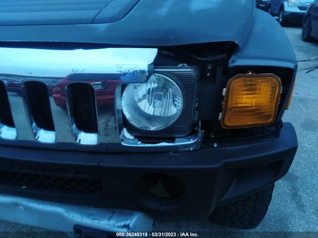 2008 HUMMER H3 SUV VIN: 5GTEN13E188144635