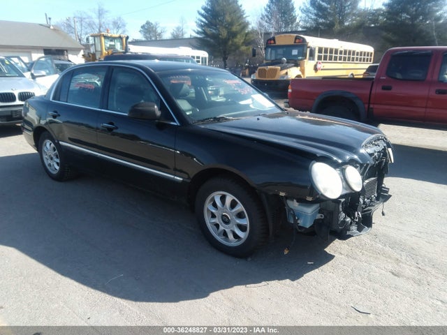 2005 KIA AMANTI VIN: KNALD124955082809