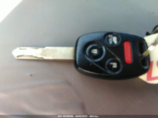 2013 HONDA PILOT EX-L VIN: 5FNYF3H68DB010049