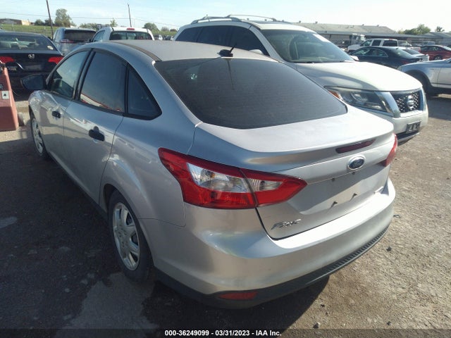Ford FOCUS S 2014 1FADP3E22EL390362 Image 3