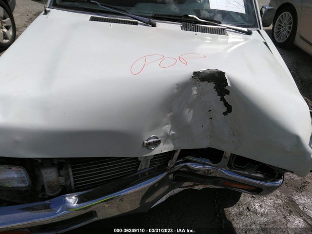1996 NISSAN TRUCK XE VIN: 1N6SD11S0TC352207