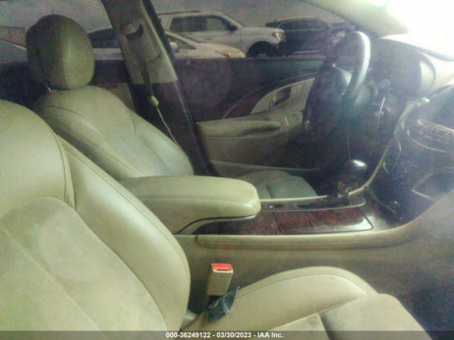 1G4GA5GR9EF291062 Buick Lacrosse Base