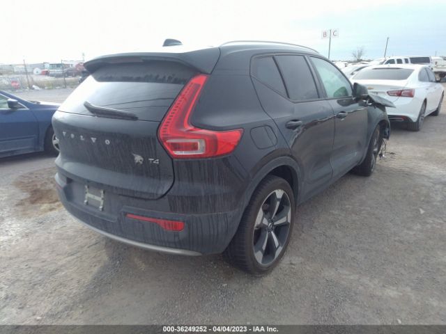 YV4AC2HK7K2097067 Volvo Xc40 Momentum