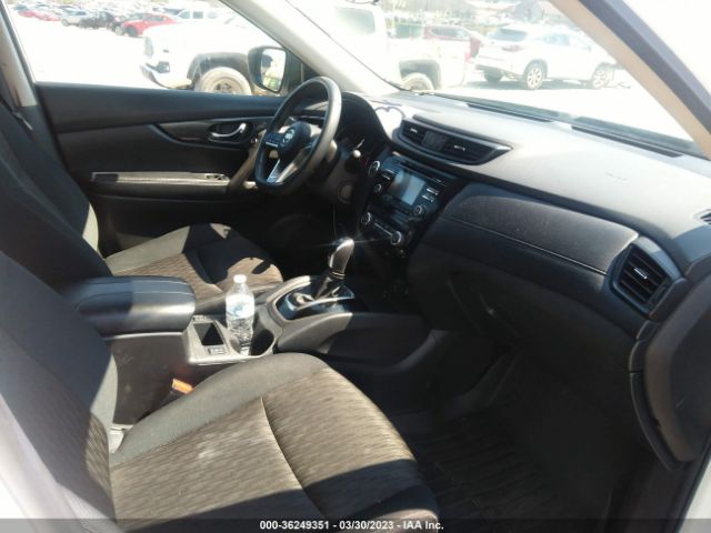 5N1AT2MV2HC823712 Nissan ROGUE SV