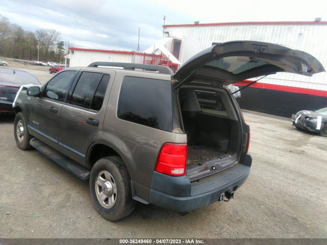 2005 FORD EXPLORER XLS VIN: 1FMZU72K15ZA62475