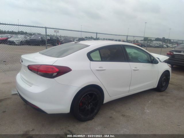3KPFK4A70HE022140 KIA FORTE LX