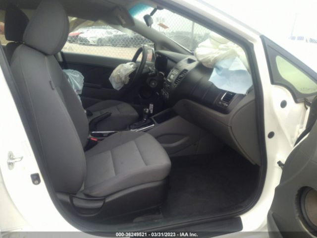 3KPFK4A70HE022140 KIA FORTE LX