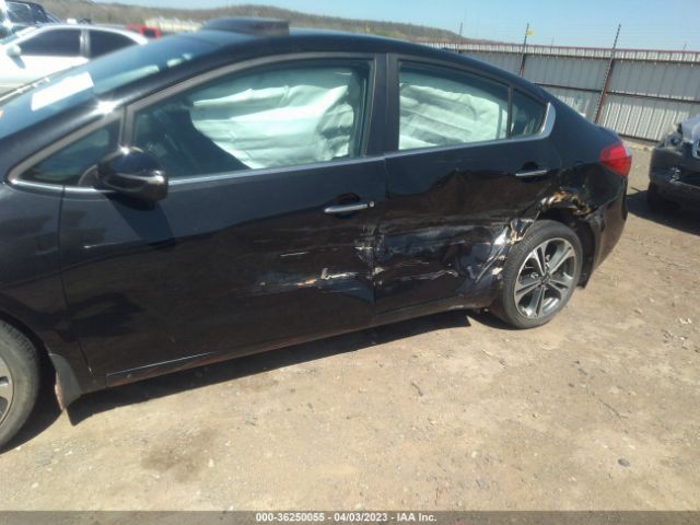 KNAFZ4A88F5304553 KIA FORTE EX