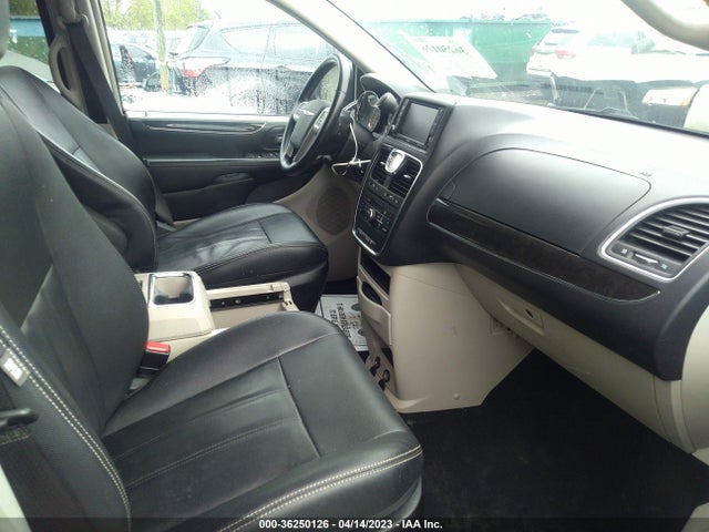2C4RC1BG6GR299833 Chrysler Town & Country Touring