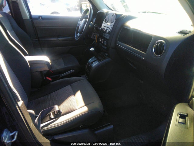 1C4NJPBA5ED777002 Jeep Patriot Sport