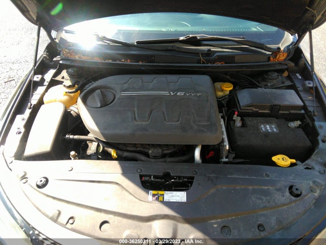 1C3CCCBG7FN526531 Chrysler 200 S