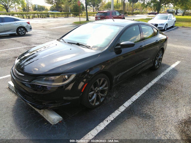 1C3CCCBG7FN526531 Chrysler 200 S