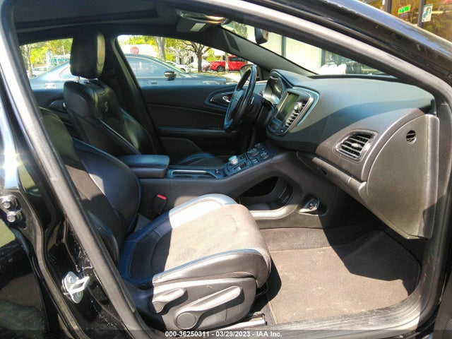 1C3CCCBG7FN526531 Chrysler 200 S