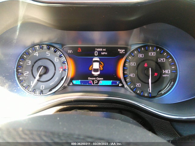 1C3CCCBG7FN526531 Chrysler 200 S