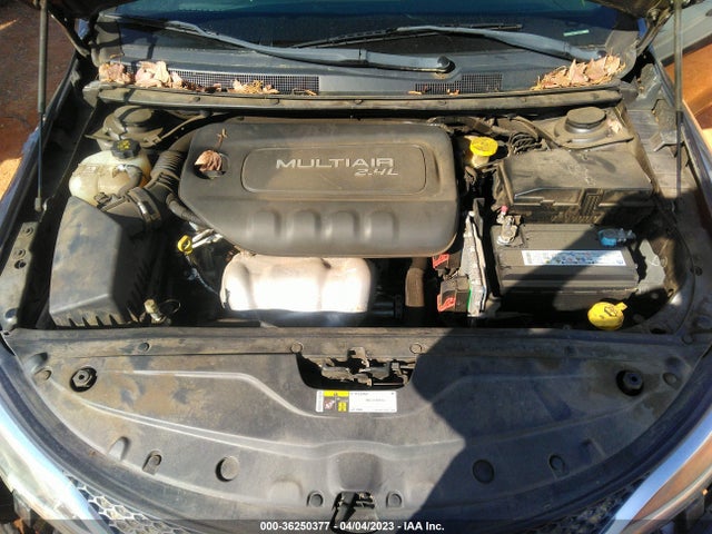 1C3CCCAB6FN692691 Chrysler 200 Limited