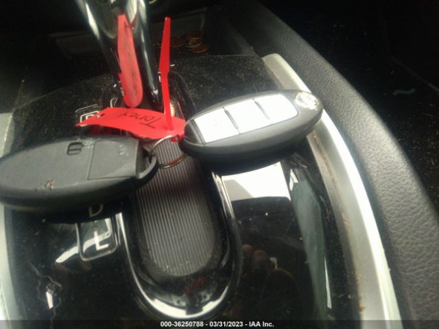 5N1AT2MT8GC816079 Nissan ROGUE SV