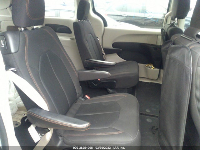 2C4RC1CGXHR565922 Chrysler Pacifica Lx