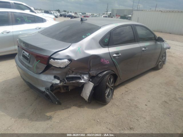 3KPF24AD3PE554938 KIA Forte Lxs