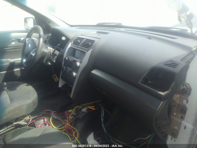 Ford UTILITY POLICE 2015 1FM5K8AR0FGB32618 Image 10
