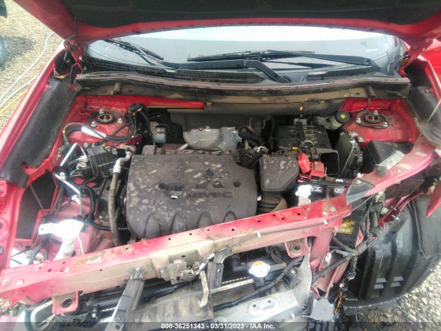 JA4AD3A30KZ038145 Mitsubishi Outlander Se