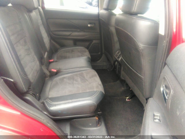 JA4AD3A30KZ038145 Mitsubishi Outlander Se