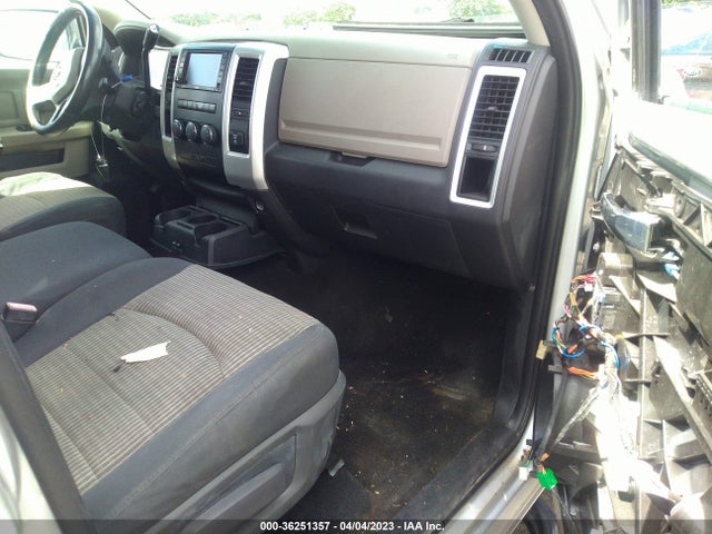 2009 DODGE RAM 1500 SLT VIN: 1D3HB13TX9S735571