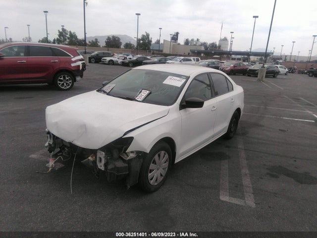 3VW2K7AJ5FM337172 Volkswagen Jetta Sedan 2.0l S