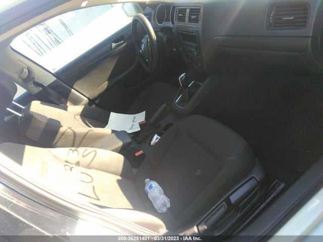3VW2K7AJ5FM337172 Volkswagen Jetta Sedan 2.0l S
