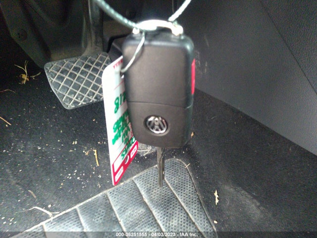 WVGAV7AX2GW530936 Volkswagen TIGUAN S