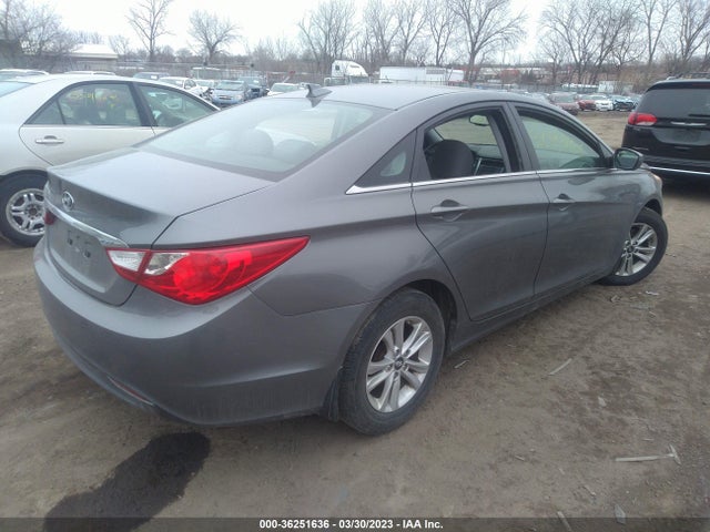 2013 HYUNDAI SONATA GLS VIN: 5NPEB4AC4DH528455