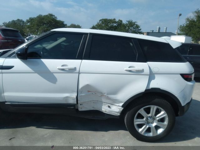 SALVP2BG5HH214415 Land Rover Range Rover Evoque Se