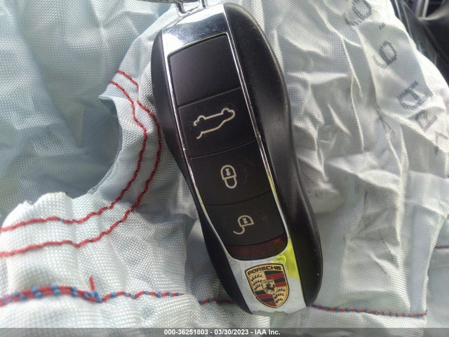 2014 Porsche Cayenne, VIN: WP1AA2A28ELA09157