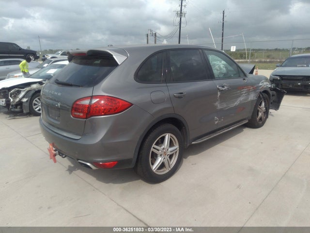 2014 Porsche Cayenne, VIN: WP1AA2A28ELA09157