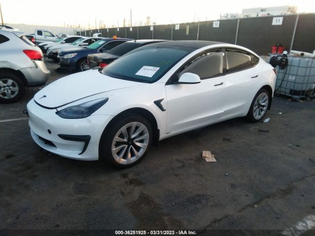 5YJ3E1EB8PF416663 Tesla MODEL 3