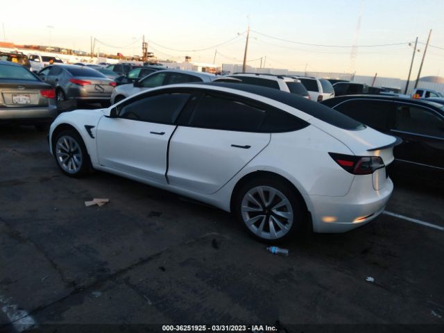 5YJ3E1EB8PF416663 Tesla MODEL 3