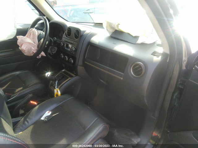 1C4NJPBB3GD790777 Jeep Patriot 75th Anniversary